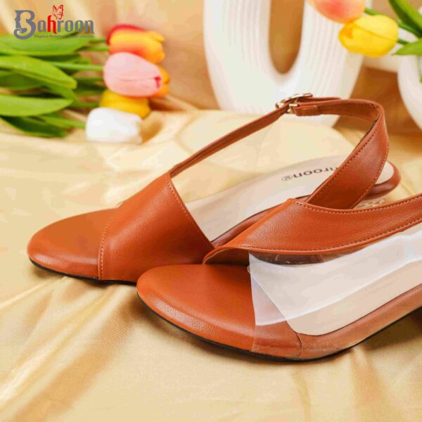 Premium  Heel (𝑲𝒊𝒓𝒂𝒏)