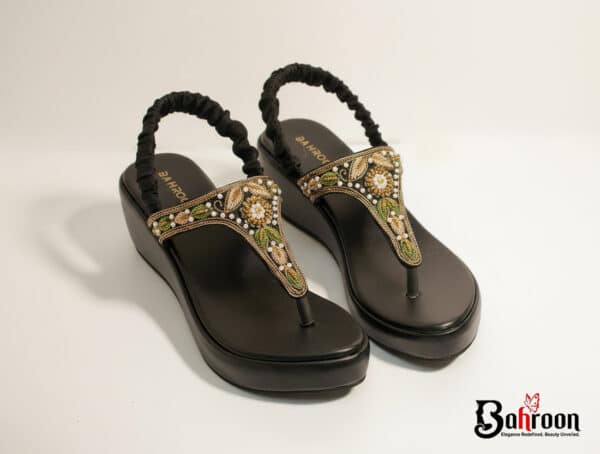 Premium Handcrafted Wedges (Komolika)
