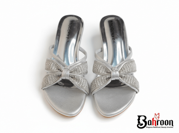Premium Handcrafted Heel(𝐀𝐫𝐮𝐧𝐢𝐦𝐚)