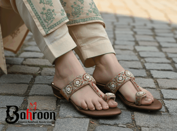 Premium Handcrafted Flat ( 𝐌𝐚𝐝𝐡𝐮𝐫𝐢 )