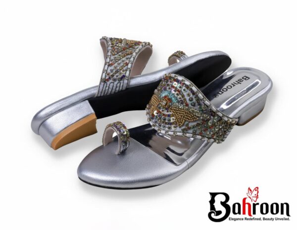 Premium Handcrafted Flats (𝑹𝒂𝒋𝒂𝒕𝒂)