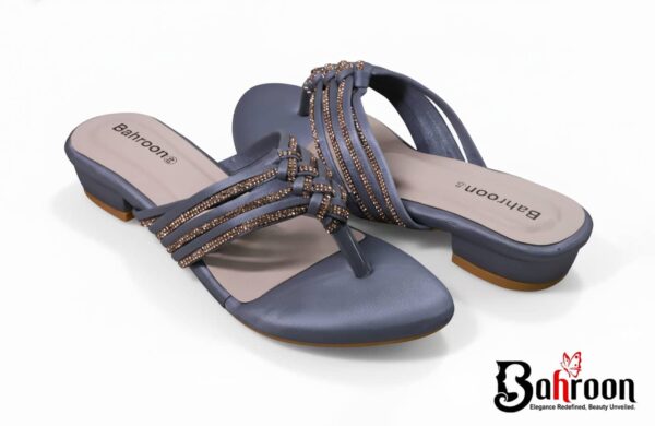 Premium Handcrafted Flats (𝘾𝙝𝙖𝙣𝙙𝙧𝙖 𝙈𝙤𝙡𝙡𝙞𝙠𝙖)