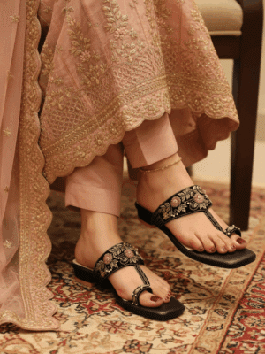 Premium Handcrafted Flats (𝑩𝒂𝒉𝒓𝒐𝒐𝒏 𝑩𝒍𝒊𝒔𝒔)