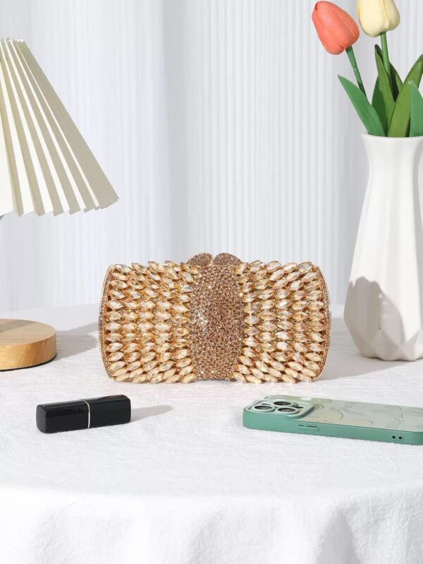 Premuim Hollow-Out Diamond Alloy Handbag