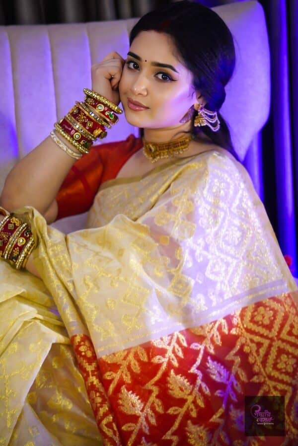 Shorno Jori Jamdani Saree