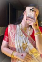 Rose Border Gold Zari Jamdani Saree