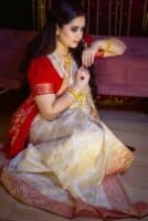 Rose Border Gold Zari Jamdani Saree